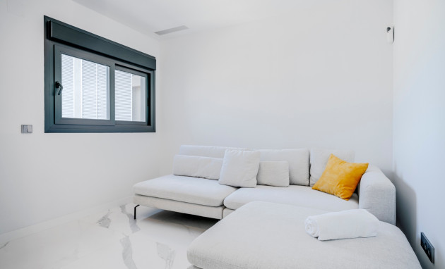 Herverkoop - Apartment - Benidorm - Playa de Poniente