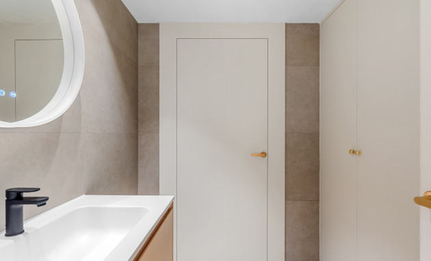 Herverkoop - Apartment - Alicante - La Albufereta