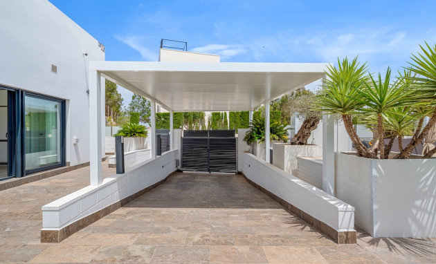 Herverkoop - Detached Villa - Orihuela Costa - Villamartin