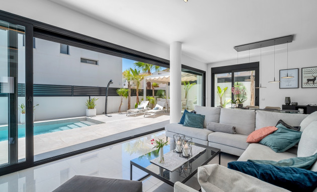 Herverkoop - Detached Villa - Guardamar del Segura - Los Secanos