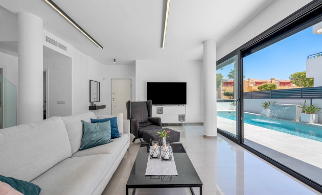 Herverkoop - Detached Villa - Guardamar del Segura - Los Secanos