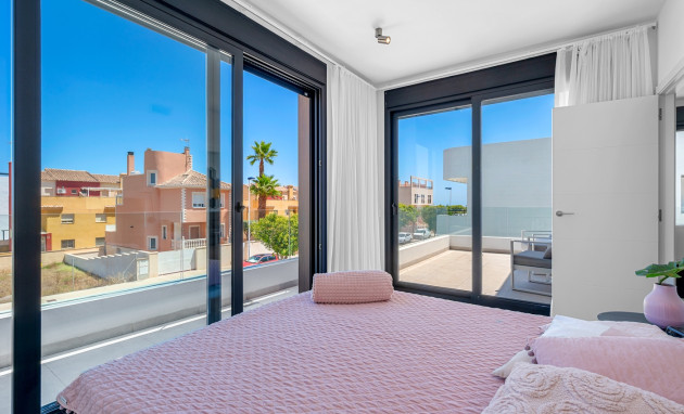 Herverkoop - Detached Villa - Guardamar del Segura - Los Secanos