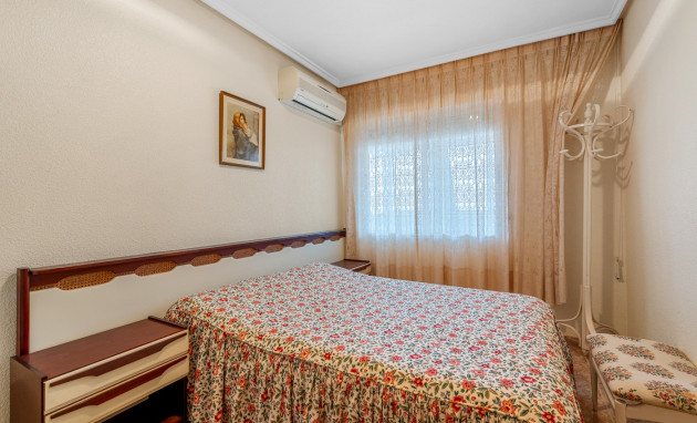 Herverkoop - Apartment - Torrevieja - Playa Del Cura