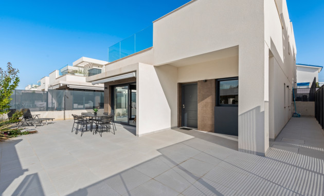 Herverkoop - Semi detached Villa - La Marina - La Marina - Urbanization