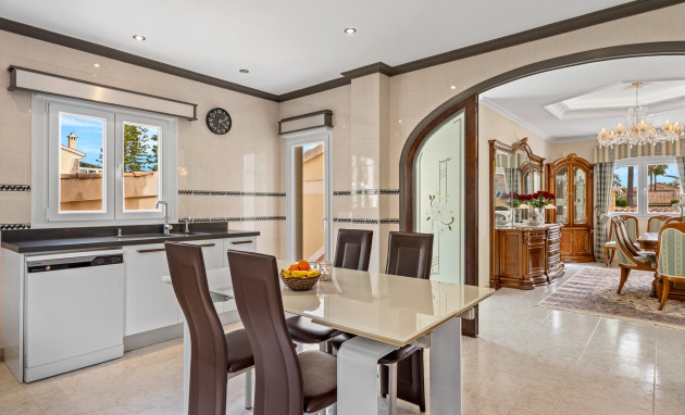 Herverkoop - Detached Villa - Ciudad Quesada - Doña Pepa