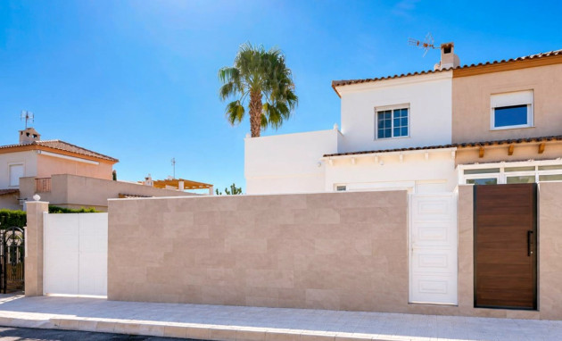 Herverkoop - Quad Villa - Orihuela Costa - Los Altos