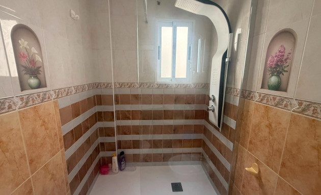 Herverkoop - Penthouse - Torrevieja - Estacion de autobuses