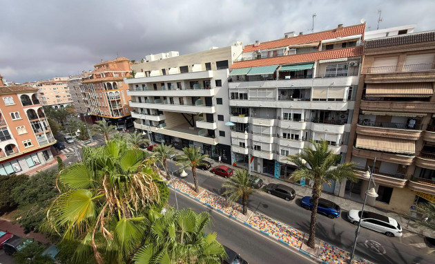 Herverkoop - Penthouse - Torrevieja - Estacion de autobuses