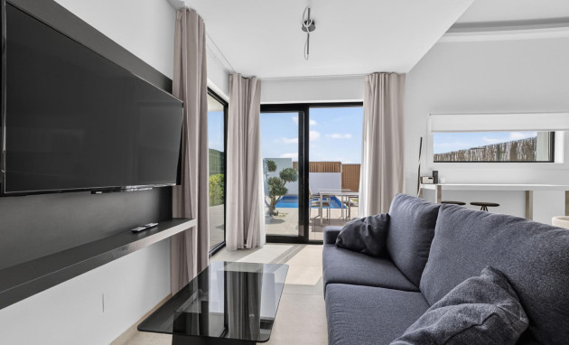 Herverkoop - Detached Villa - Guardamar del Segura - El Raso