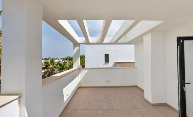 Herverkoop - Detached Villa - Guardamar del Segura - El Raso