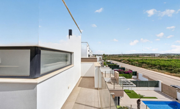 Herverkoop - Detached Villa - Guardamar del Segura - El Raso