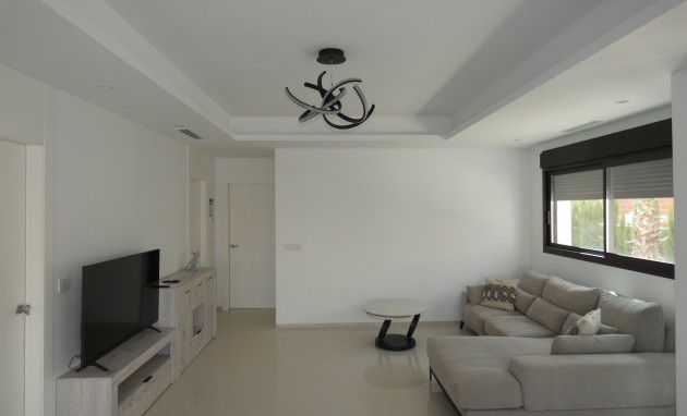 Herverkoop - Detached Villa - Ciudad Quesada - Doña Pepa
