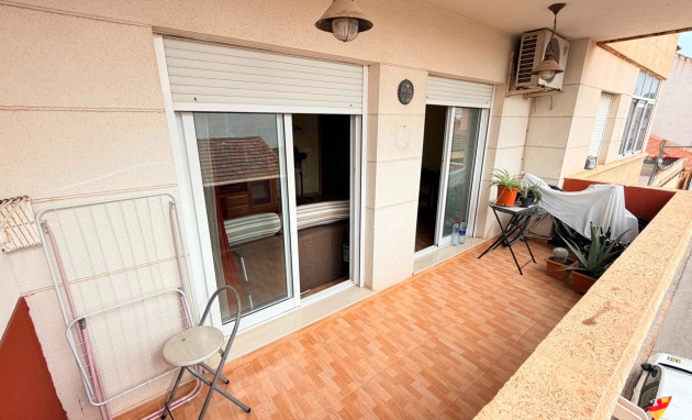 Reventa - Apartamento - Sin dormitorio - Los Montesinos