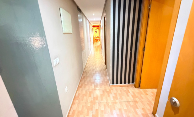 Reventa - Apartamento - Sin dormitorio - Los Montesinos