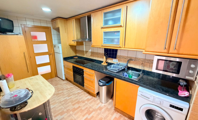 Reventa - Apartamento - Sin dormitorio - Los Montesinos