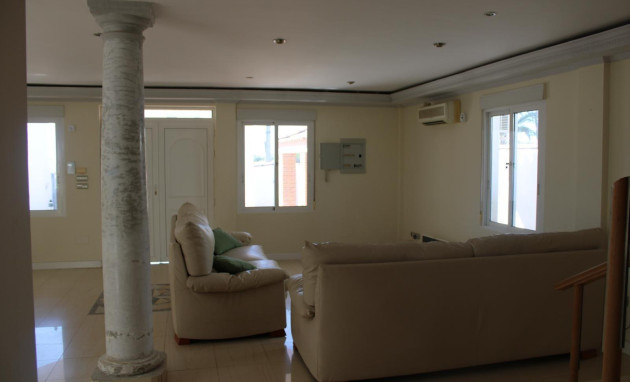 Herverkoop - Villa - Jacarilla - Comunidad valenciana