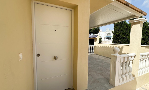 Herverkoop - Apartment - Orihuela Costa - Las Filipinas
