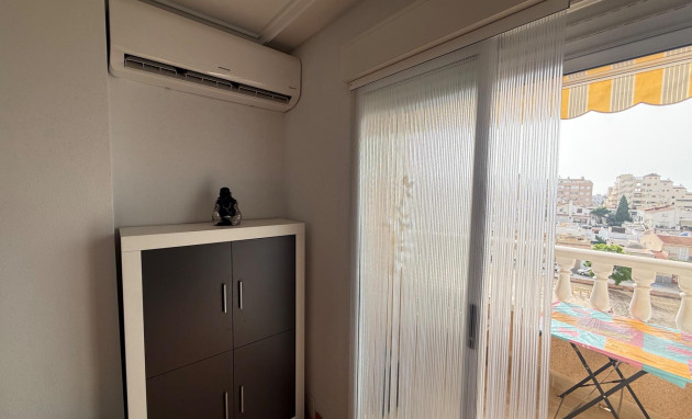 Herverkoop - Apartment - Torrevieja - Playa del cura