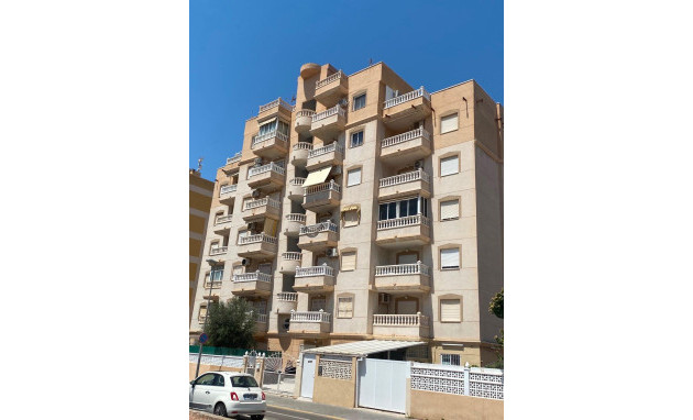 Herverkoop - Apartment - Torrevieja - Playa del cura