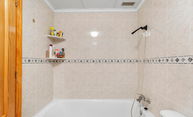 Herverkoop - Apartment - Torrevieja - Playa del cura