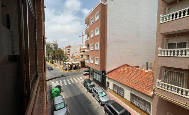 Herverkoop - Studio - Torrevieja - Centro