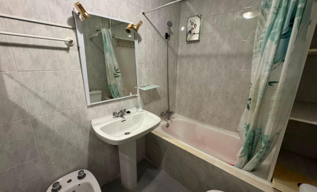 Herverkoop - Studio - Torrevieja - Centro