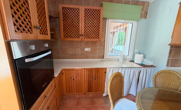 Herverkoop - House - Orihuela - Torremendo