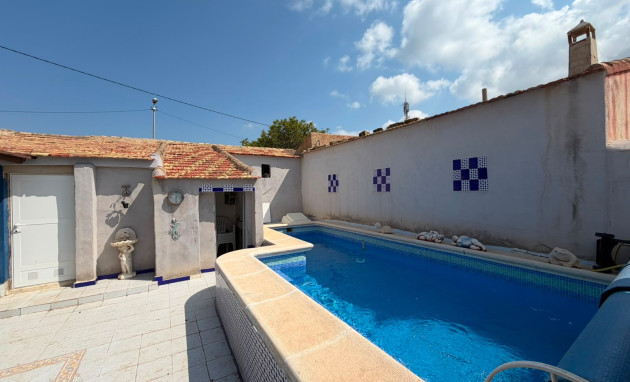Herverkoop - House - Orihuela - Torremendo