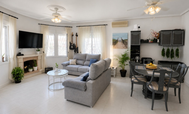 Resale - Villa - Ciudad Quesada