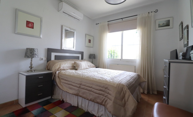 Herverkoop - Detached Villa - Algorfa - Montebello
