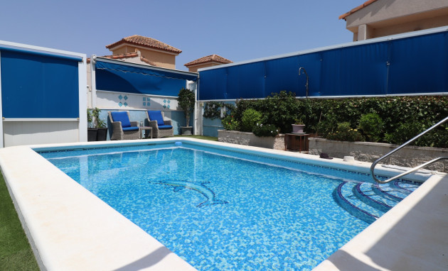 Herverkoop - Detached Villa - Algorfa - Montebello