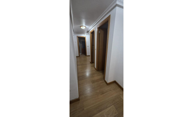 Herverkoop - Apartment - Torrevieja - Centro