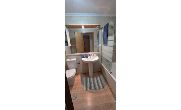 Herverkoop - Apartment - Torrevieja - Centro