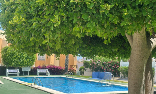 Herverkoop - Bungalow - Gelijkvloers - Torrevieja - Torreblanca
