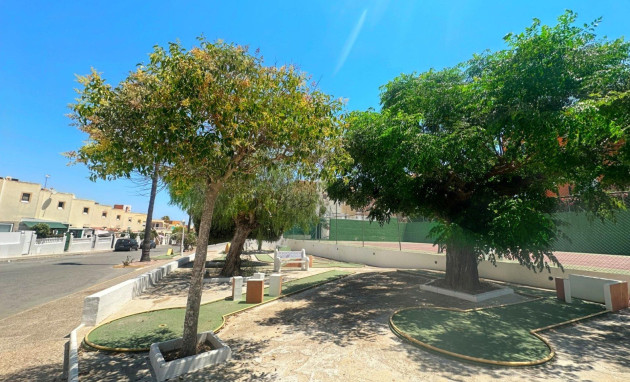 Herverkoop - Bungalow - Gelijkvloers - Torrevieja - Torreblanca