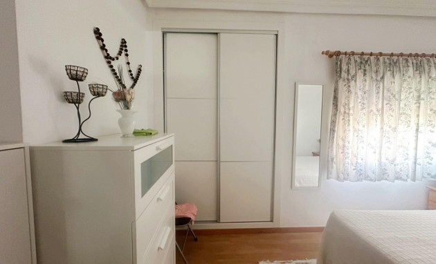 Herverkoop - Bungalow - Gelijkvloers - Torrevieja - Torreblanca