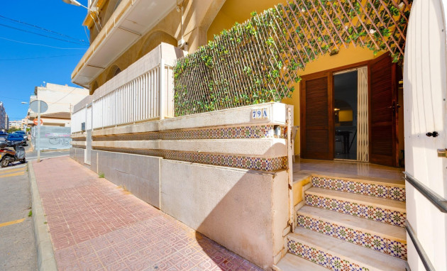 Herverkoop - Apartment - Torrevieja - Estacion de autobuses