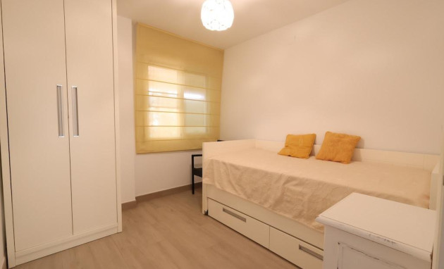 Revente - Apartment - Orihuela Costa - Campoamor