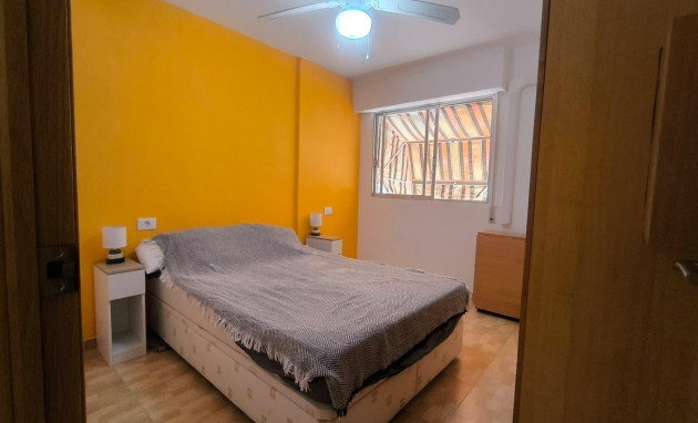 Herverkoop - Apartment - Torrevieja - Playa del Cura