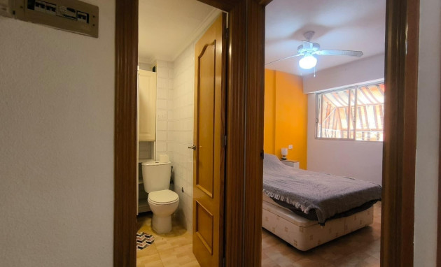 Herverkoop - Apartment - Torrevieja - Playa del Cura