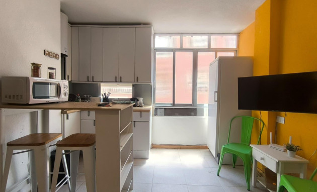 Herverkoop - Apartment - Torrevieja - Playa del Cura
