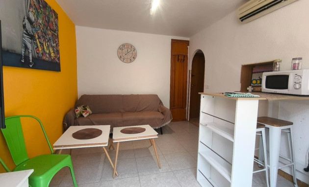 Herverkoop - Apartment - Torrevieja - Playa del Cura