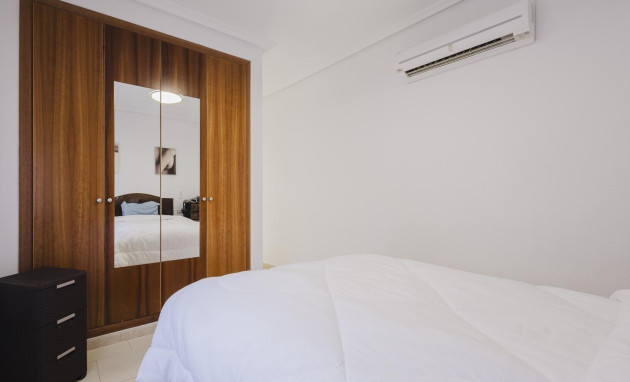 Herverkoop - Villa - Torrevieja - Aguas Nuevas