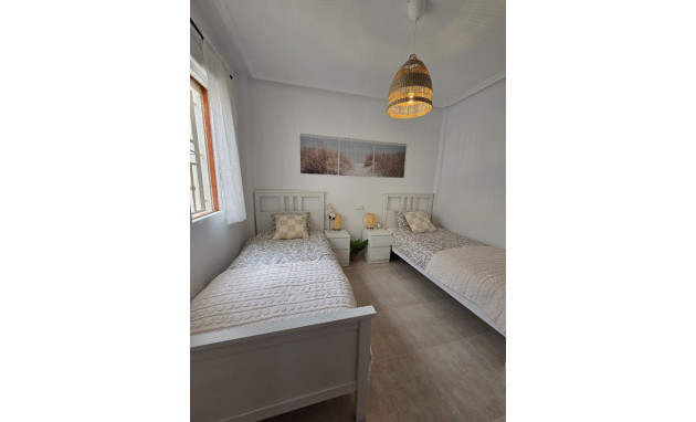 Herverkoop - Apartment - Penthouse - Orihuela - Los Balcones