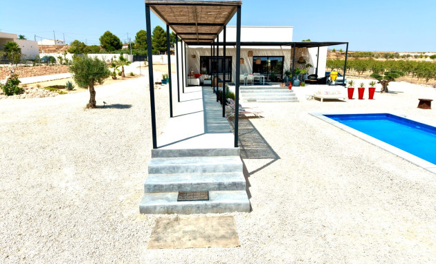 Herverkoop - Detached Villa - Pinoso