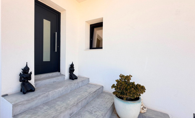 Herverkoop - Detached Villa - Pinoso