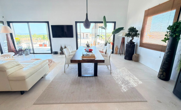 Herverkoop - Detached Villa - Pinoso
