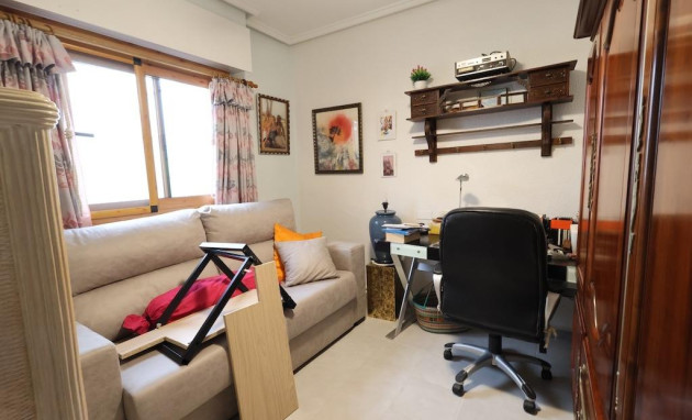 Herverkoop - Bungalow - Gelijkvloers - Torrevieja - Acequion
