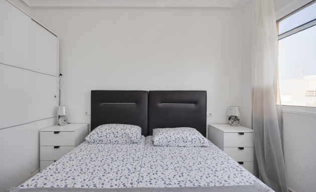 Herverkoop - Apartment - Torrevieja - Playa de los locos