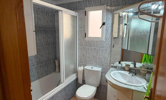Herverkoop - Apartment - Torrevieja - Centro